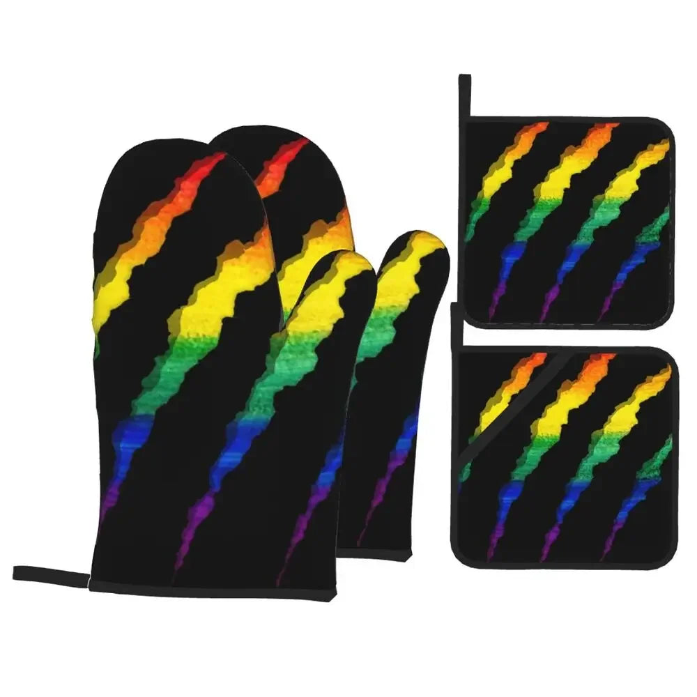 Bear Paw Pride Oven Mitts and Potholders 4pcs.